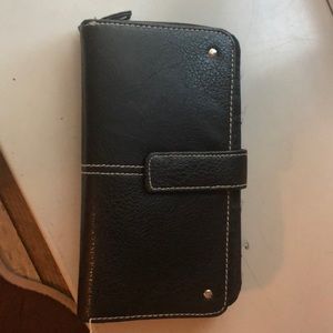 Black wallet